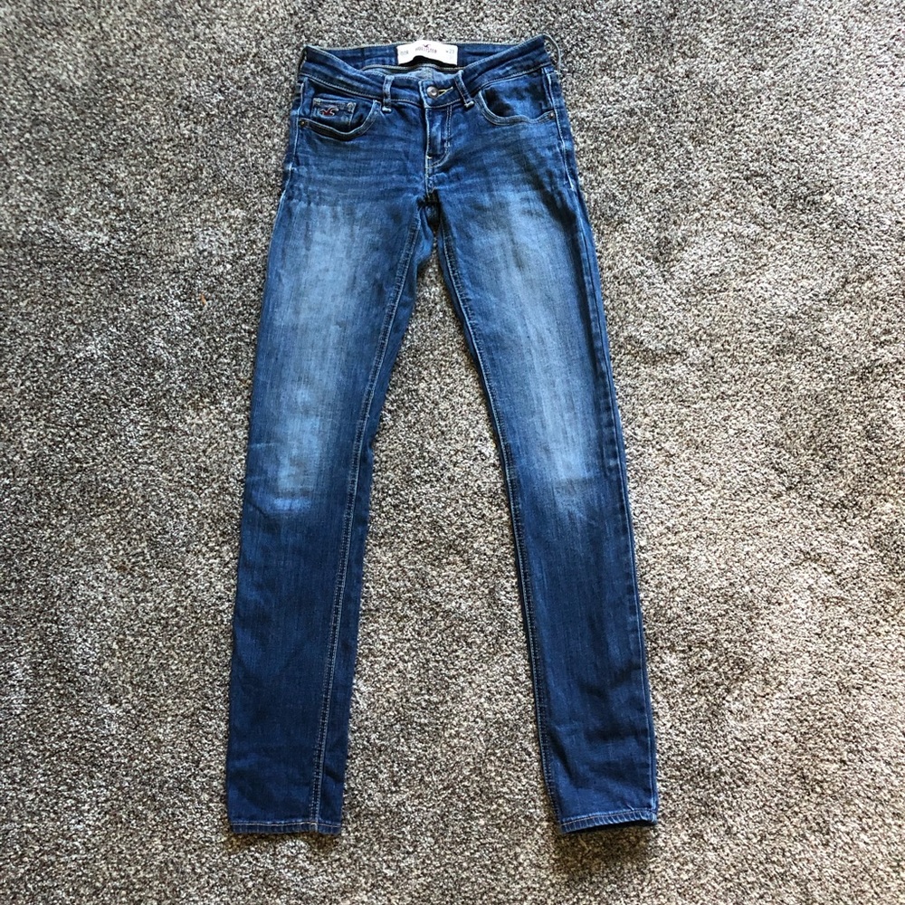 Hollister skinny jeans!